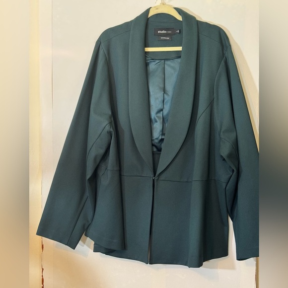 Studio By Torrid Luxe Ponte Peplum Blazer - Picture 6 of 16